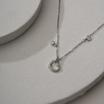 Load image into Gallery viewer, Twinkling Open Heart Chain
