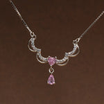 Load image into Gallery viewer, Blush Heart Elegant Chain
