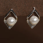 Load image into Gallery viewer, Rhombus Pearl Studs
