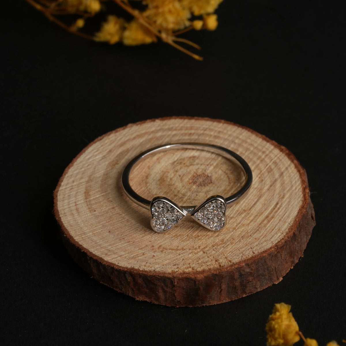 Twin heart sparkle ring