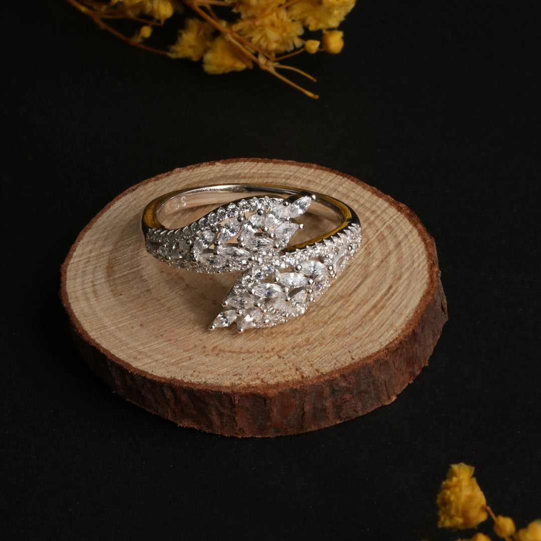 Leaflight Gemstone Ring