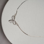 Load image into Gallery viewer, Classic Bow Chain
