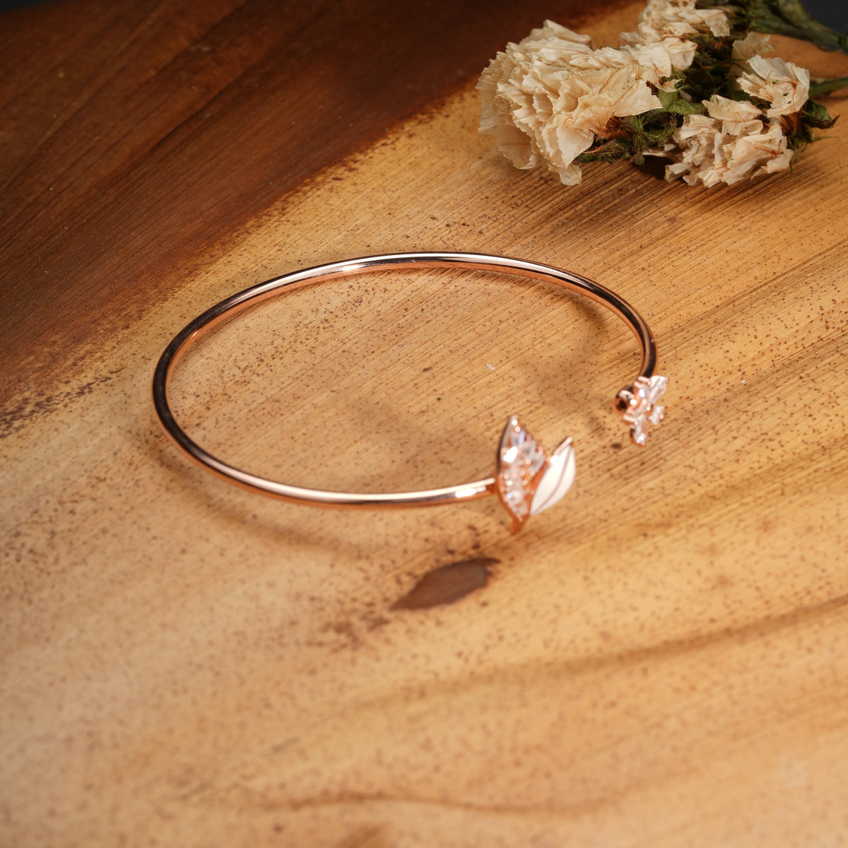 Aero butterfly bracelet