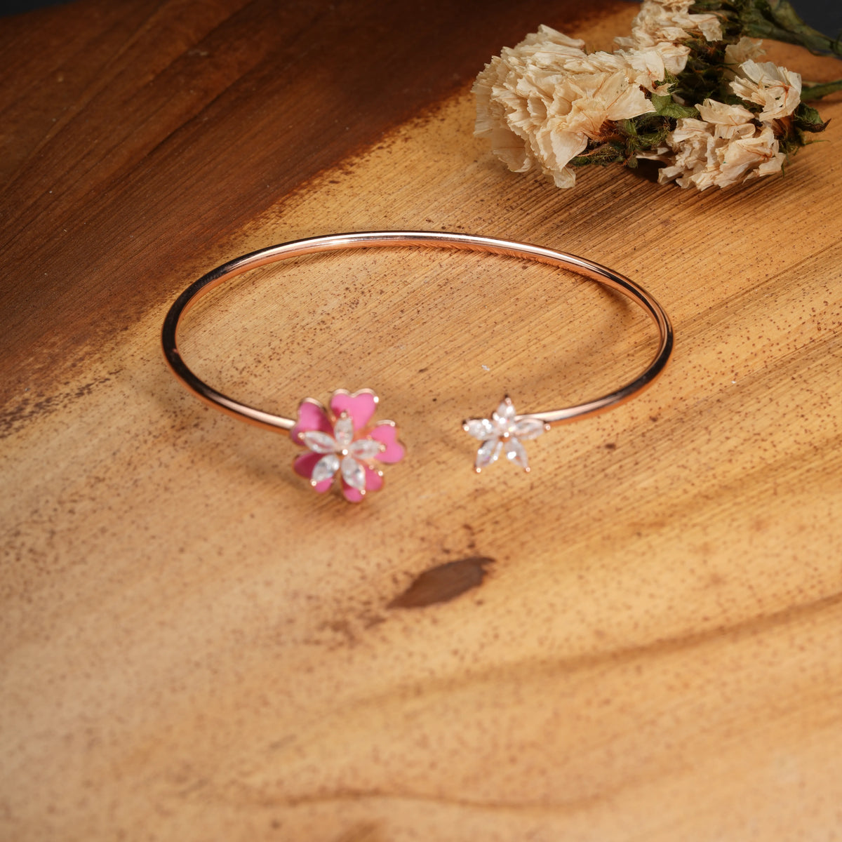 Dual fleur bracelet