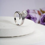 Load image into Gallery viewer, Pavona Quill Ring

