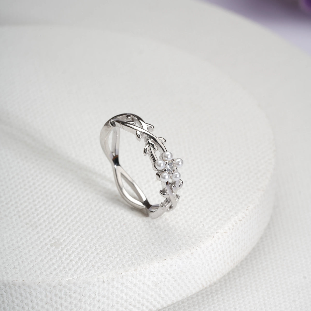 Silver secret garden ring